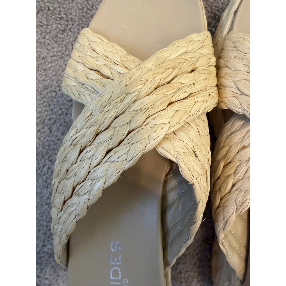 J/Slides NYC Womens 9 Beige Woven Straw Raffia Crisscross Platform Slide Sandals